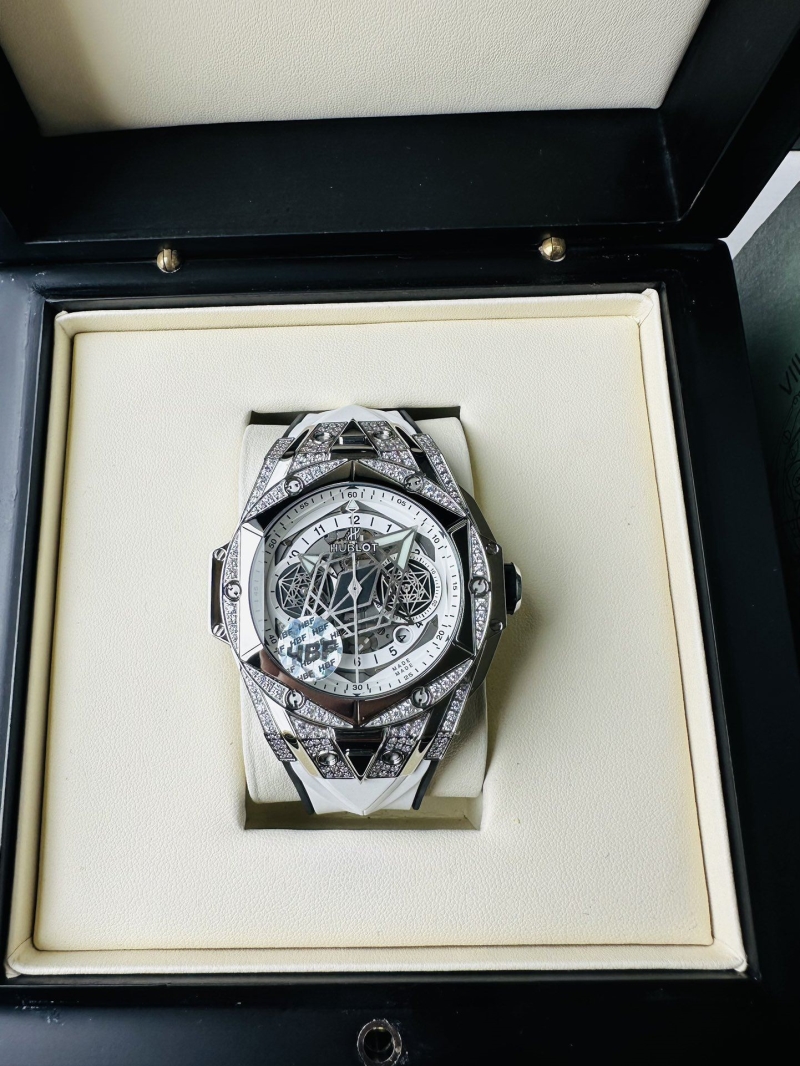 HUBLOT